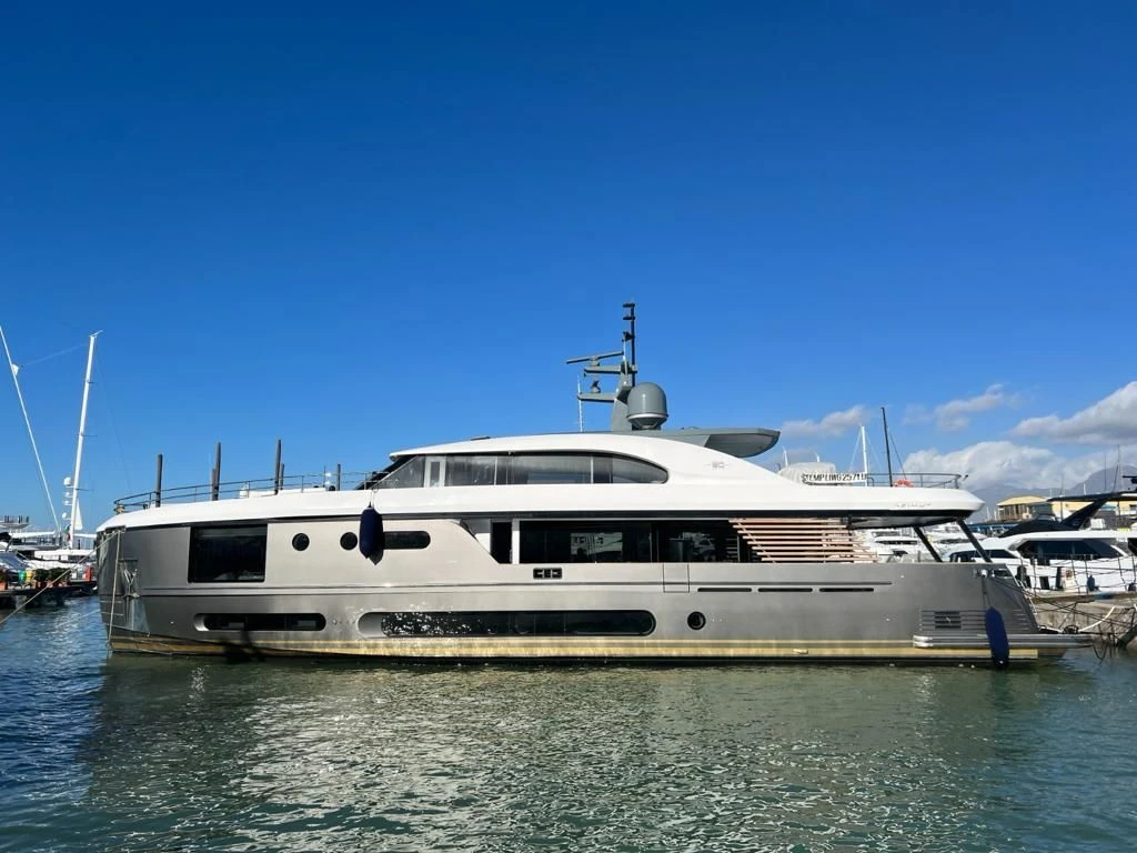 Azimut MAGELLANO 30M