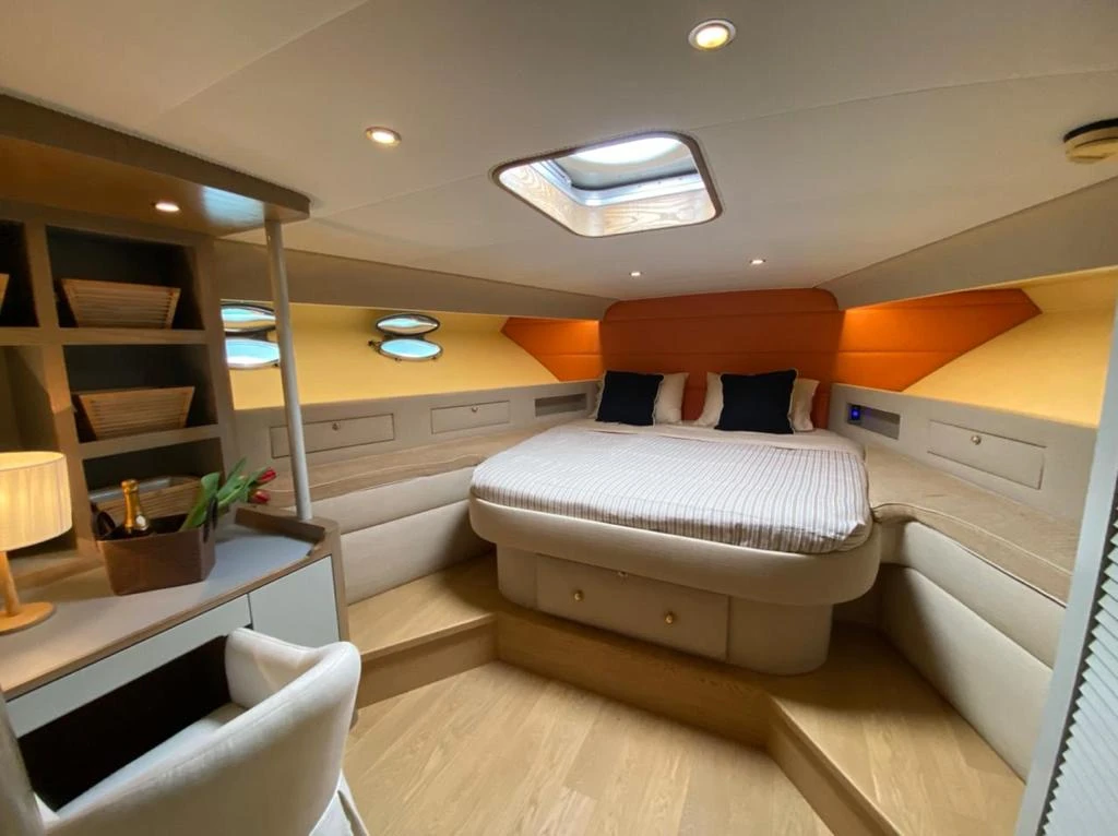 JOHNSON 80 - Image 2