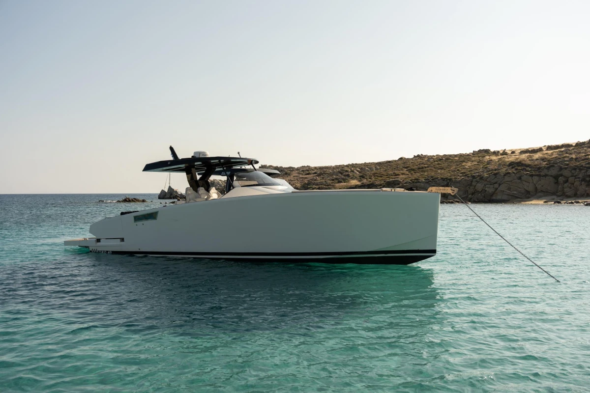 40 INBOARD - Image 10