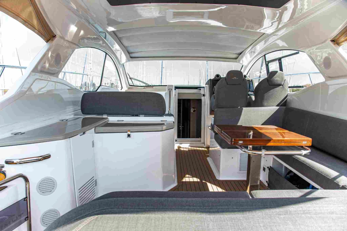 ATLANTIS 45 - Image 8