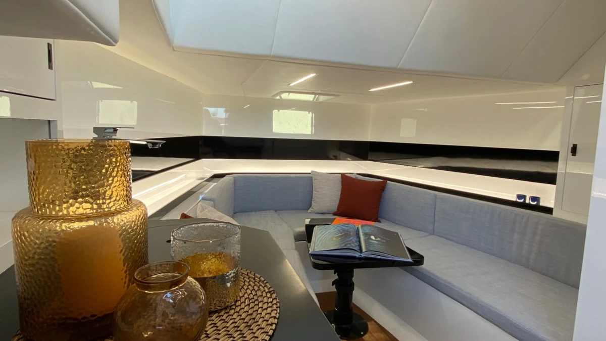 BB 35 ELBA (HORS-BORD) - Image 9