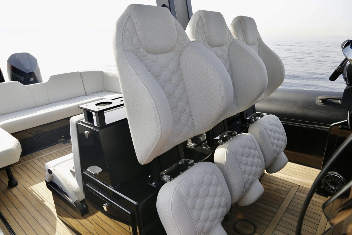 40 EXPLORER C - Image 3