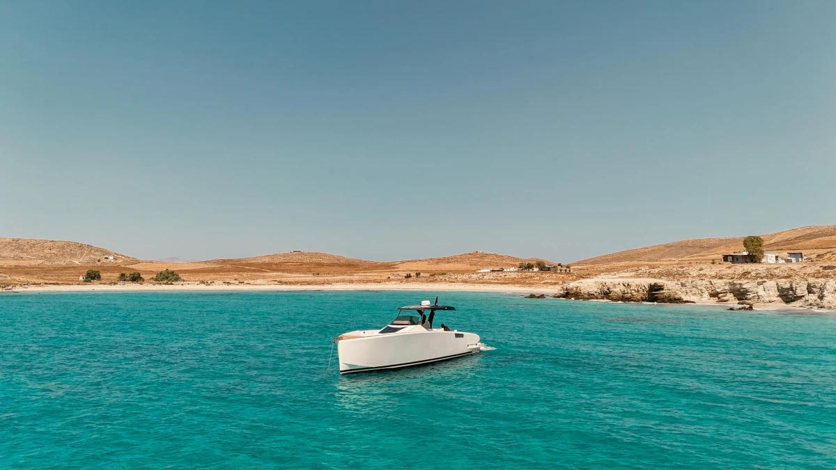 40 INBOARD - Image 14