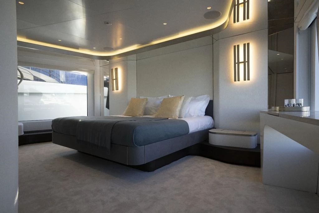 MAGELLANO 30M - Image 13