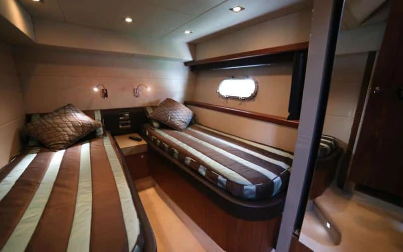 PREDATOR 54 - Image 6